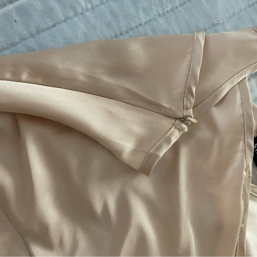SHEIN champagne satin cami dress NWOT - Picture 5 of 12